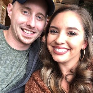 Meet your Posher, Casey